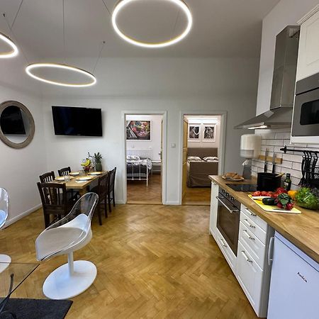Karlin Oasis 2-Bedroom Apartment Прага Экстерьер фото
