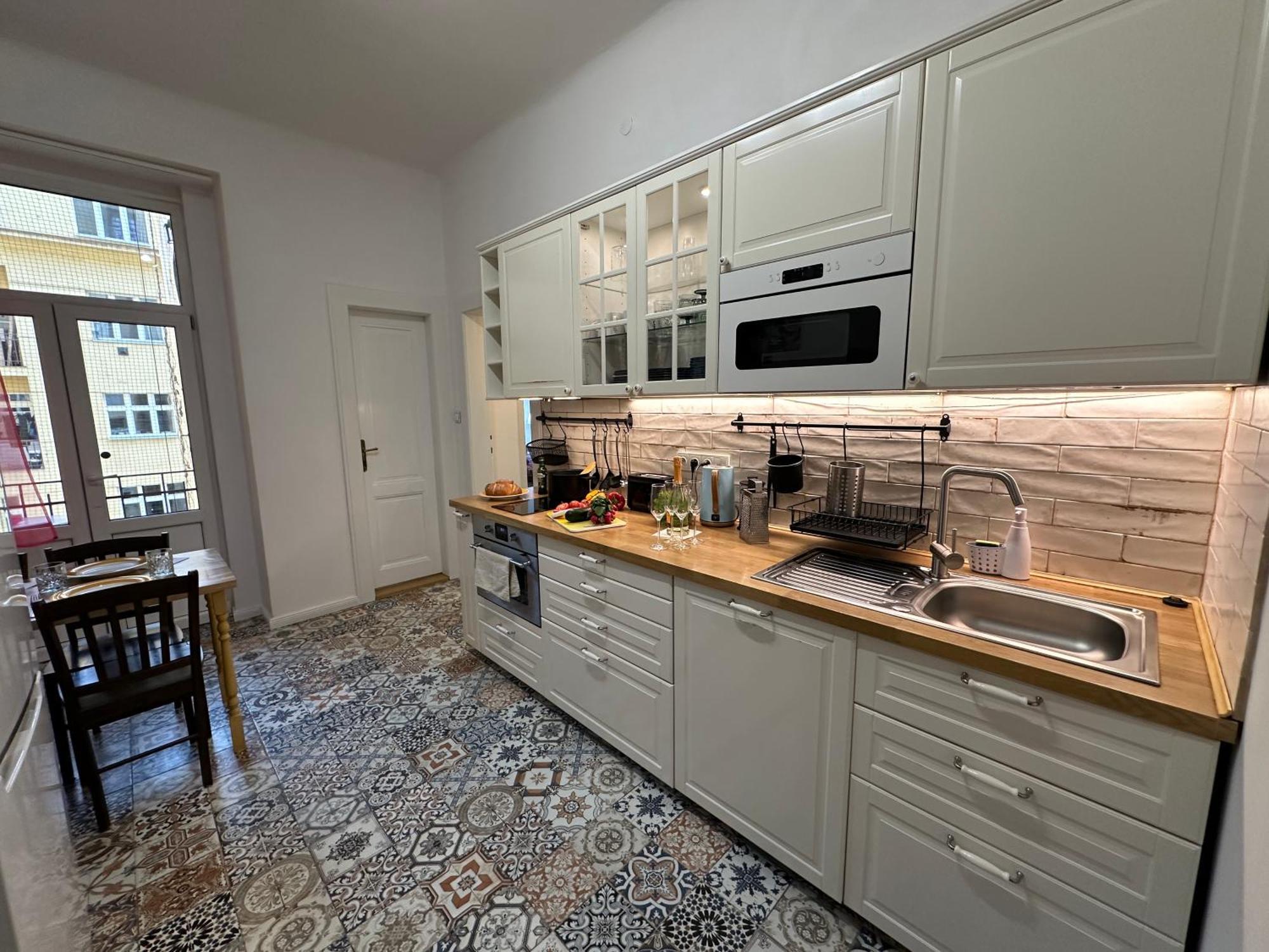 Karlin Oasis 2-Bedroom Apartment Прага Экстерьер фото